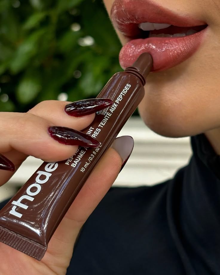 Rhode – The Peptide Lip Tints