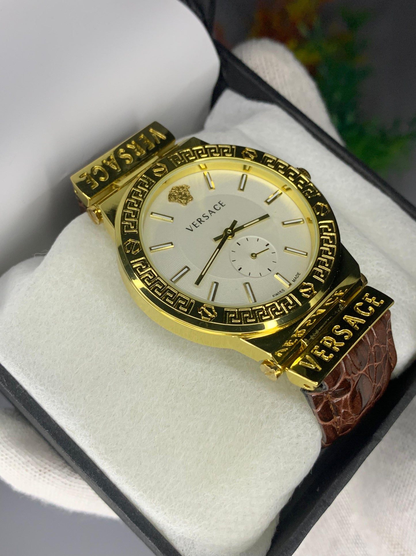 VERSACE WHITE DIAL & GOLD BROWN LEATHER WATCH