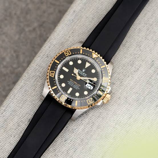 Rolex Oyster Perpetual Submariner Date