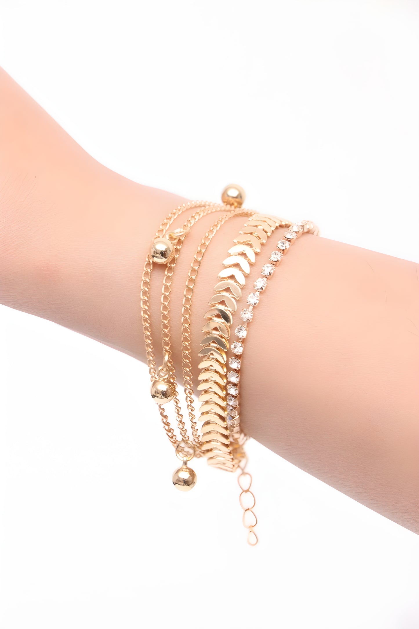 Shine Like Gold with Our Artificial Gold Plated Bracelet - The Perfect Accessory for Any Occasion! - ENLIVE